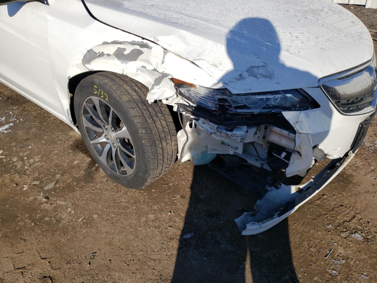 Photo 9 from auction – 2016 ACURA TLX with VIN 19UUB1F36GA007950