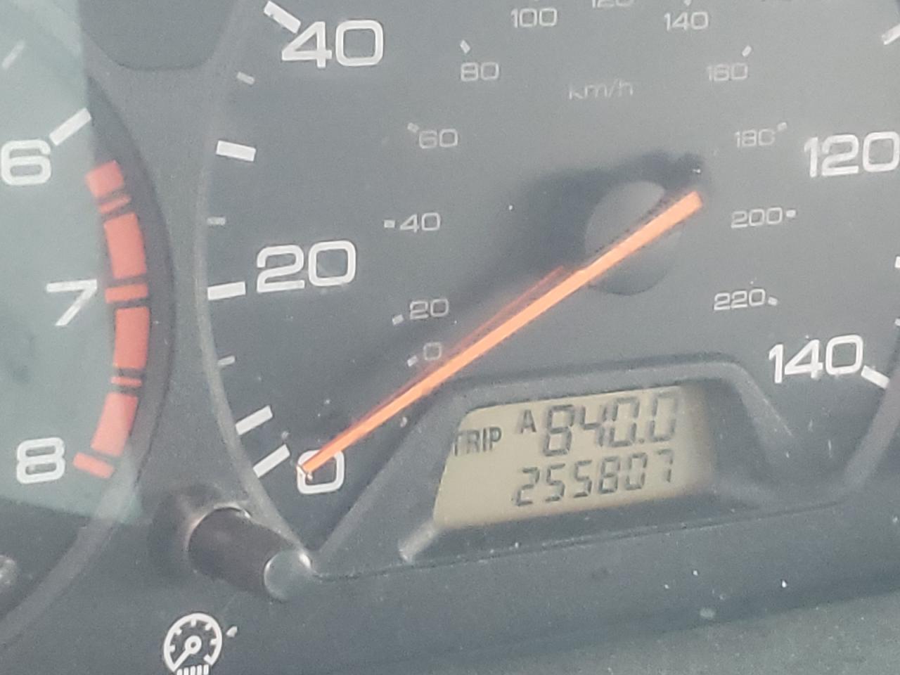 Photo 8 from auction – 2003 HONDA ODYSSEY EX with VIN 5FNRL18013B106066