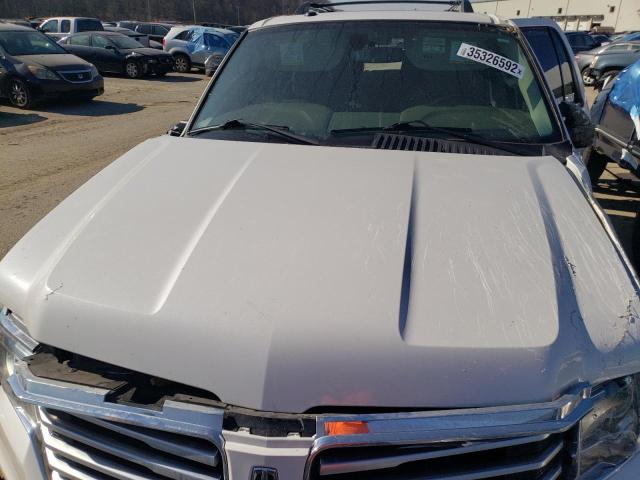 Photo 7 from auction – 2015 LINCOLN NAVIGATOR with VIN 5LMJJ2HT2FEJ01976