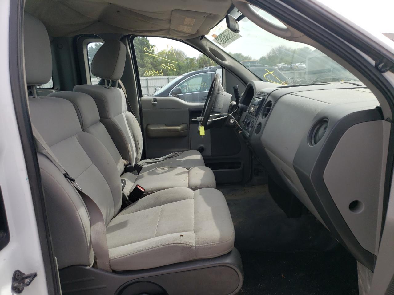 Photo 5 from auction – 2005 FORD F150 with VIN 1FTRF12W05NB96738