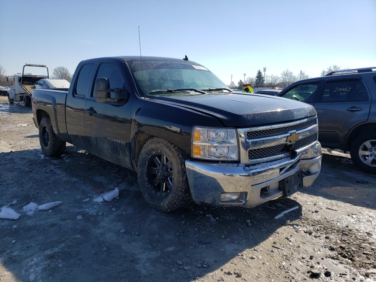 CHEVROLET SILVERADO 2013 with VIN 1GCRKSE74DZ157891 - Photo from auction