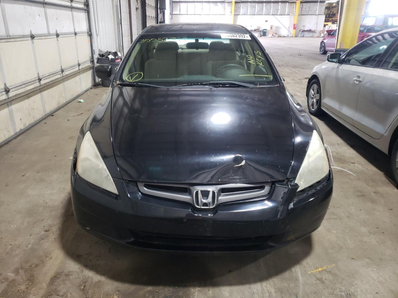Photo 9 from auction – 2003 HONDA ACCORD LX with VIN JHMCM56323C067166