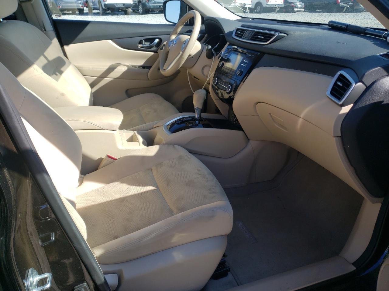 Photo 5 from auction – 2014 NISSAN ROGUE S with VIN 5N1AT2MV8EC767514