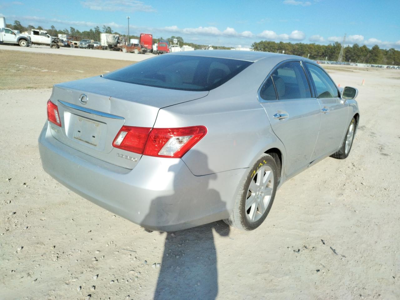 Photo 4 from auction – 2007 LEXUS ES 350 with VIN JTHBJ46G672099843