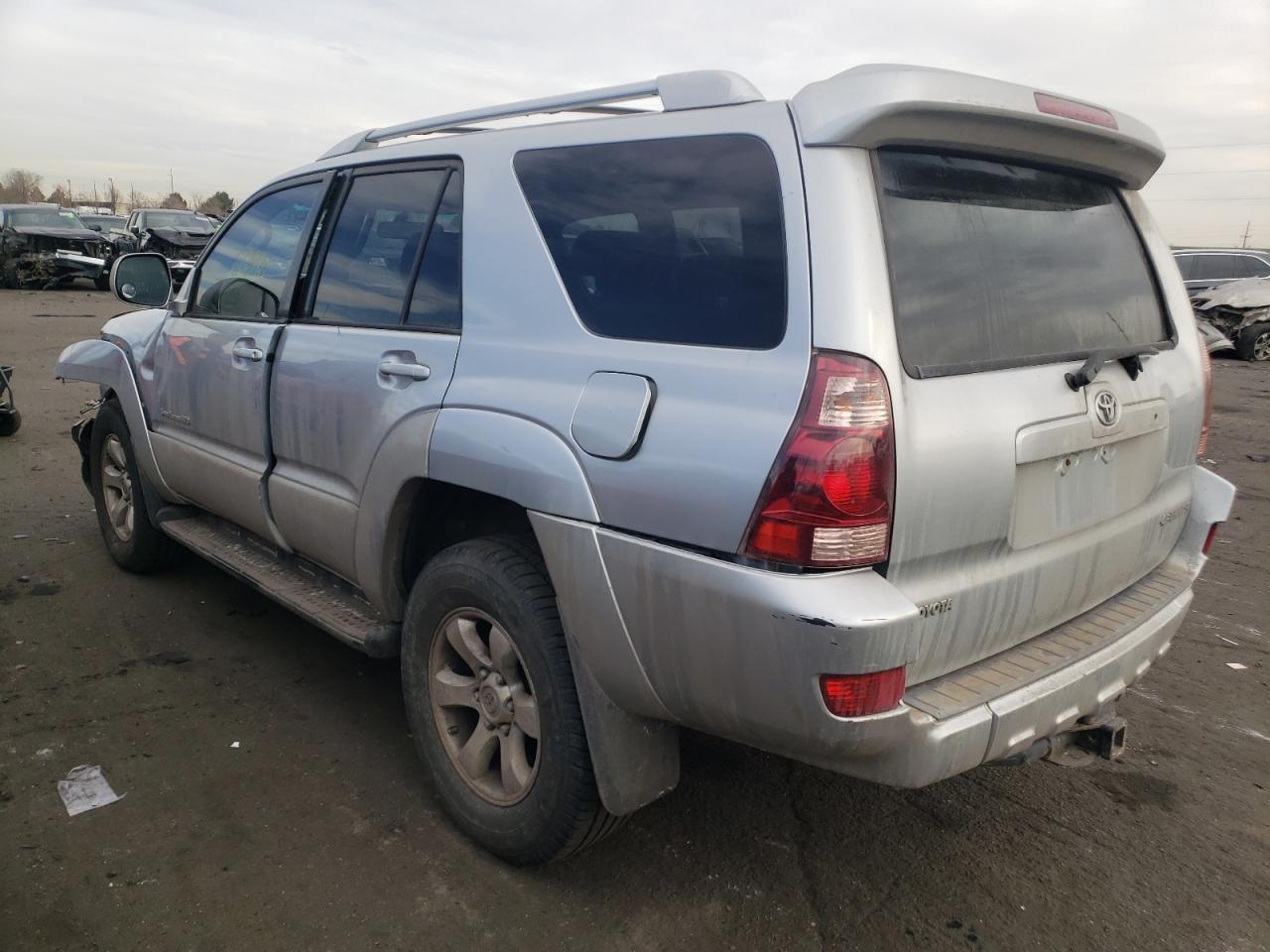 Photo 3 from auction – 2005 TOYOTA 4RUNNER SR with VIN JTEBT14R750045664