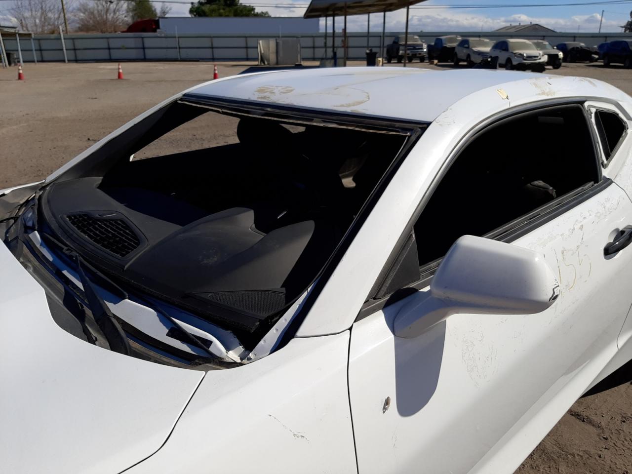 Photo 9 from auction – 2018 CHEVROLET CAMARO LT with VIN 1G1FB1RX6J0126111