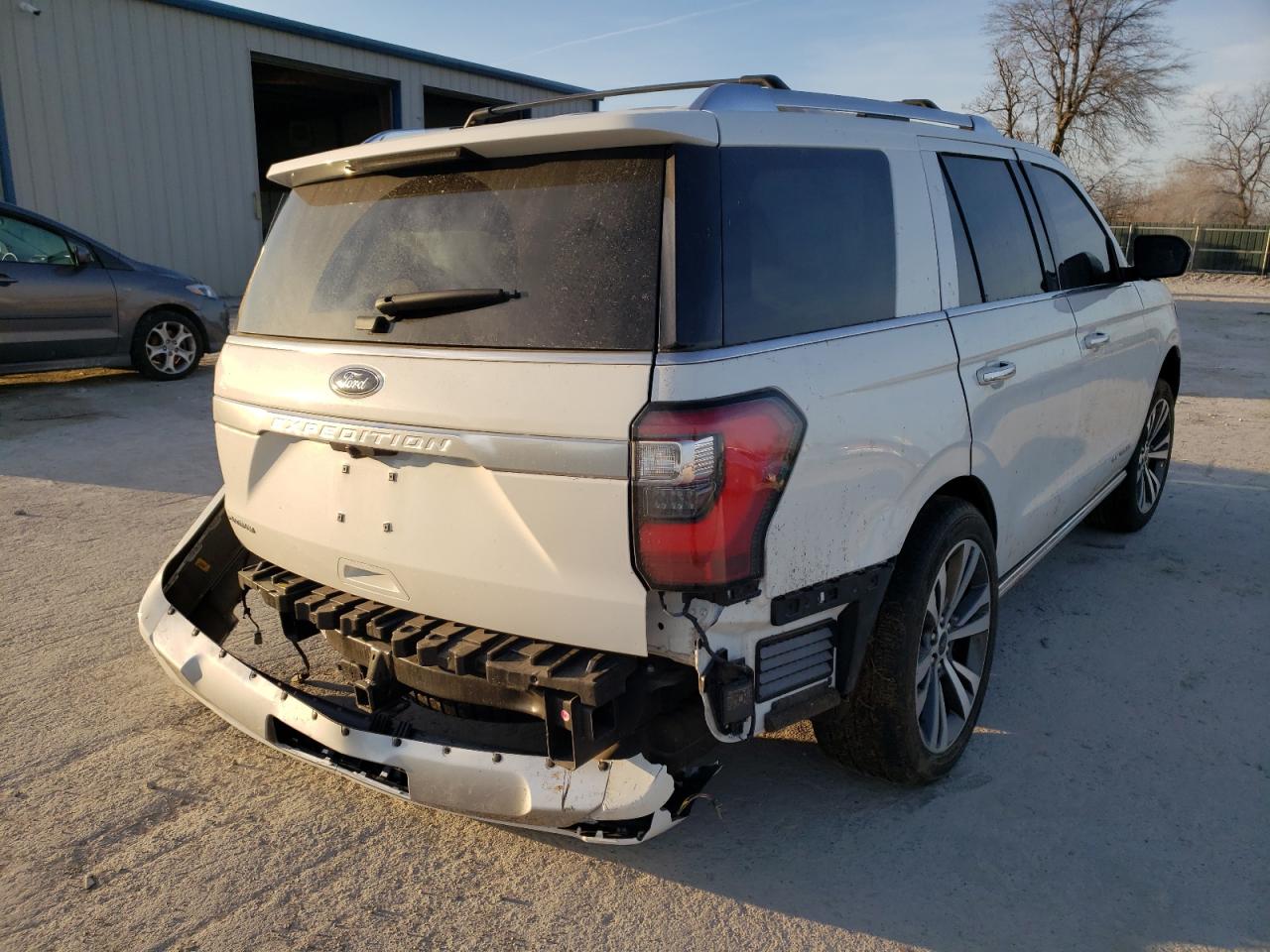 Photo 4 from auction – 2021 FORD EXPEDITION with VIN 1FMJU1MT0MEA31966