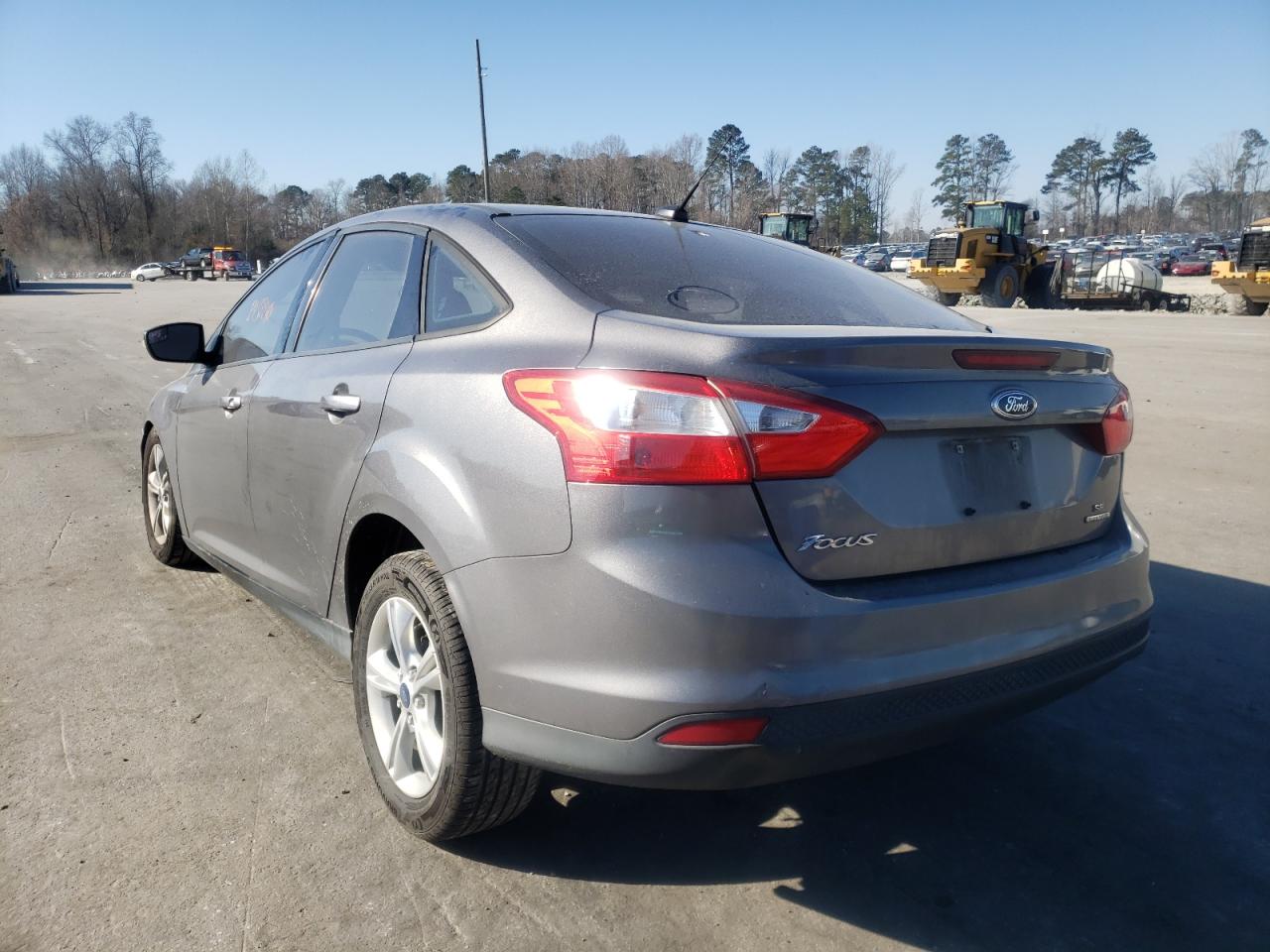 Photo 3 from auction – 2014 FORD FOCUS SE with VIN 1FADP3F28EL336014