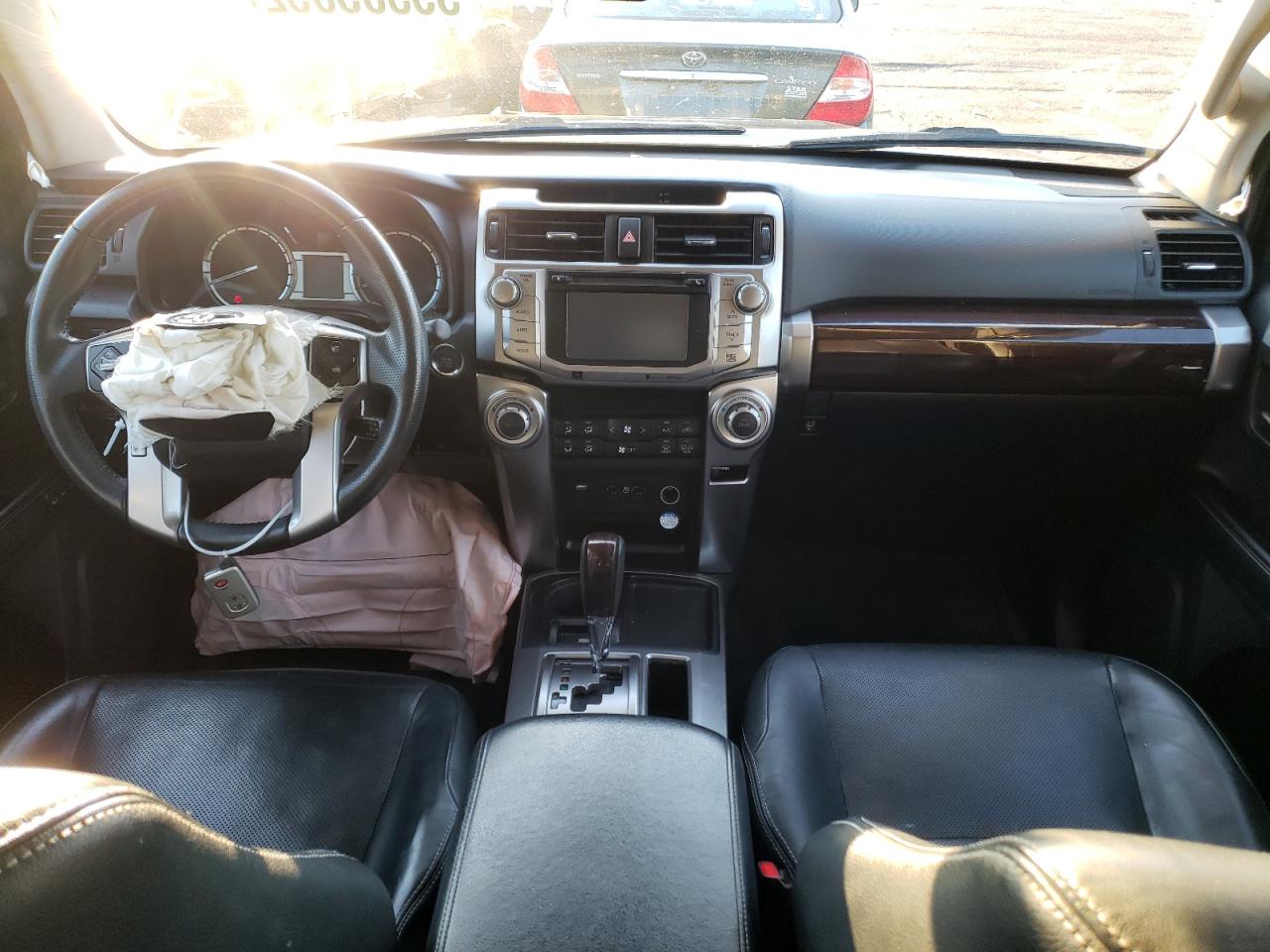 Photo 9 from auction – 2015 TOYOTA 4RUNNER SR with VIN JTEZU5JR8F5095162
