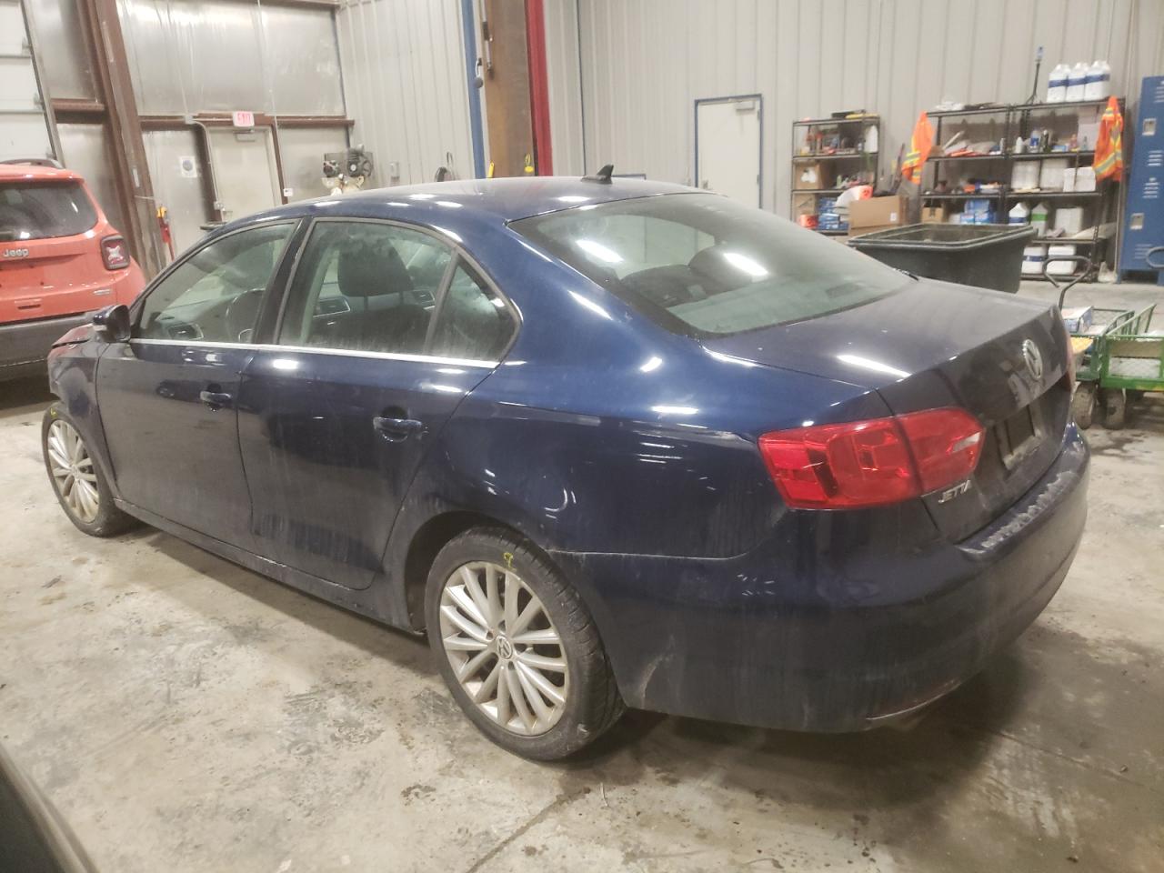 Photo 3 from auction – 2012 VOLKSWAGEN JETTA SEL with VIN 3VWLP7AJ4CM410355