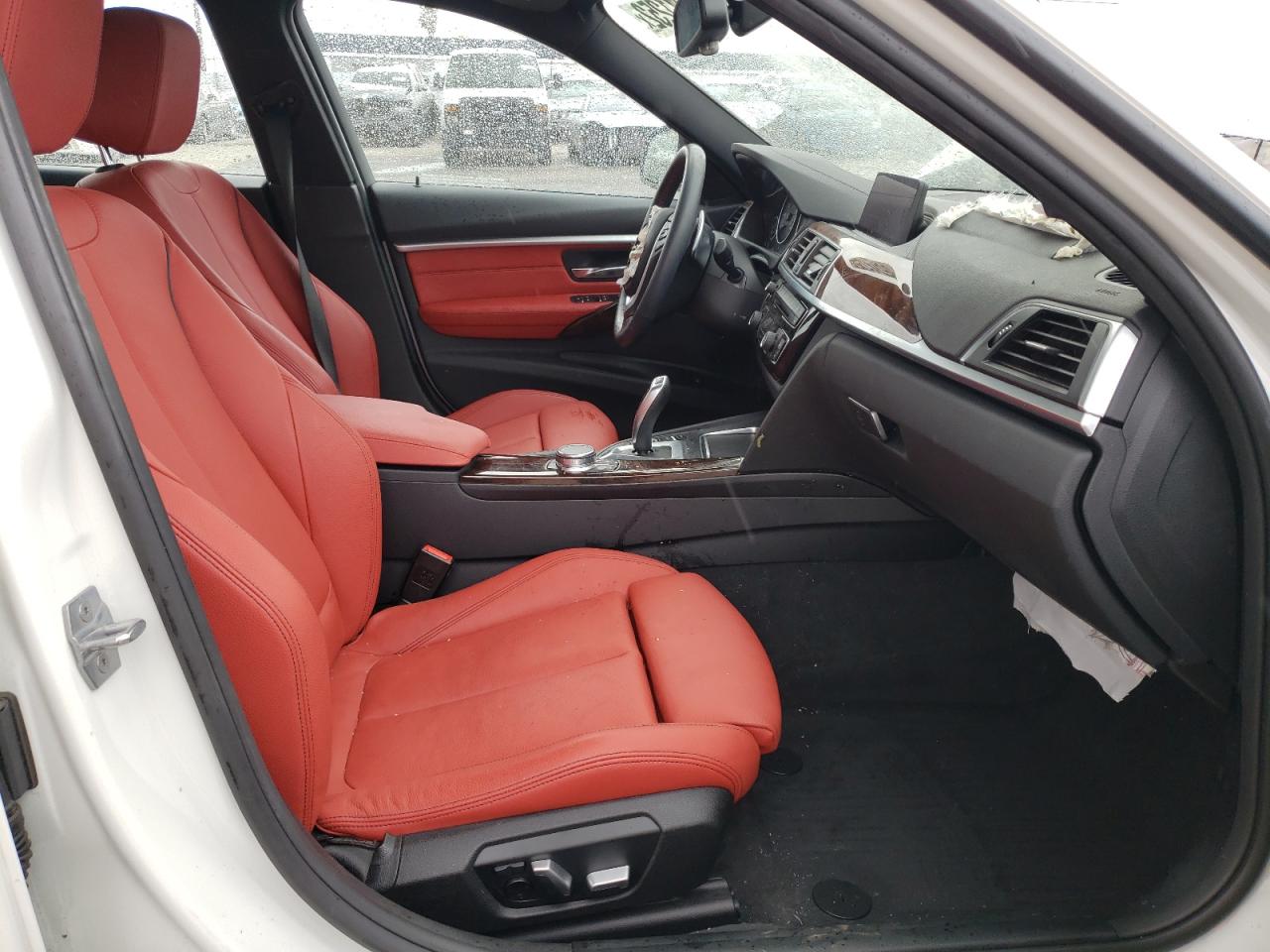 Photo 5 from auction – 2018 BMW 330E with VIN WBA8E1C52JA758965