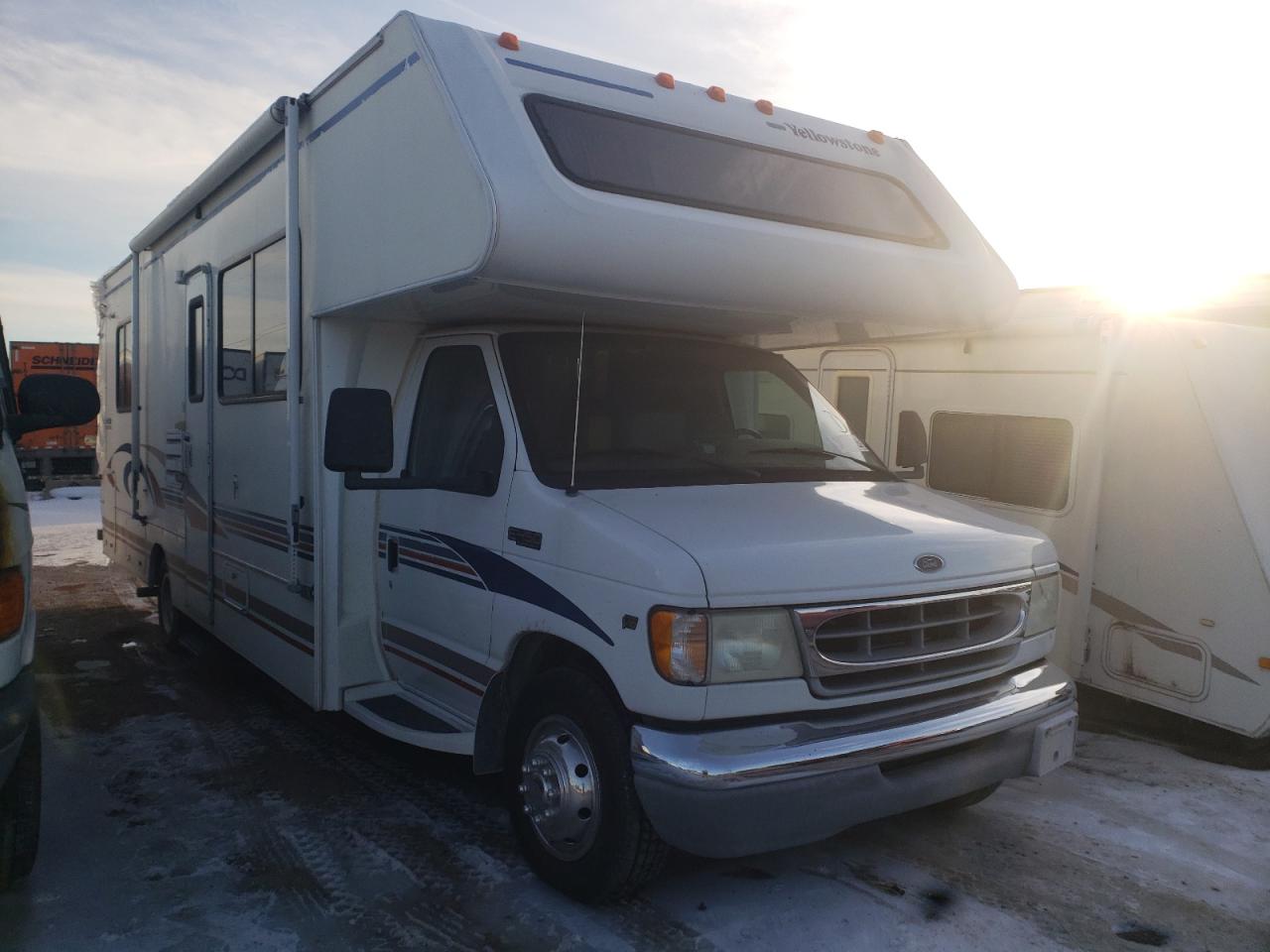 FORD ECONOLINE 2002 with VIN 1FDXE45S22HA38346 - Photo from auction
