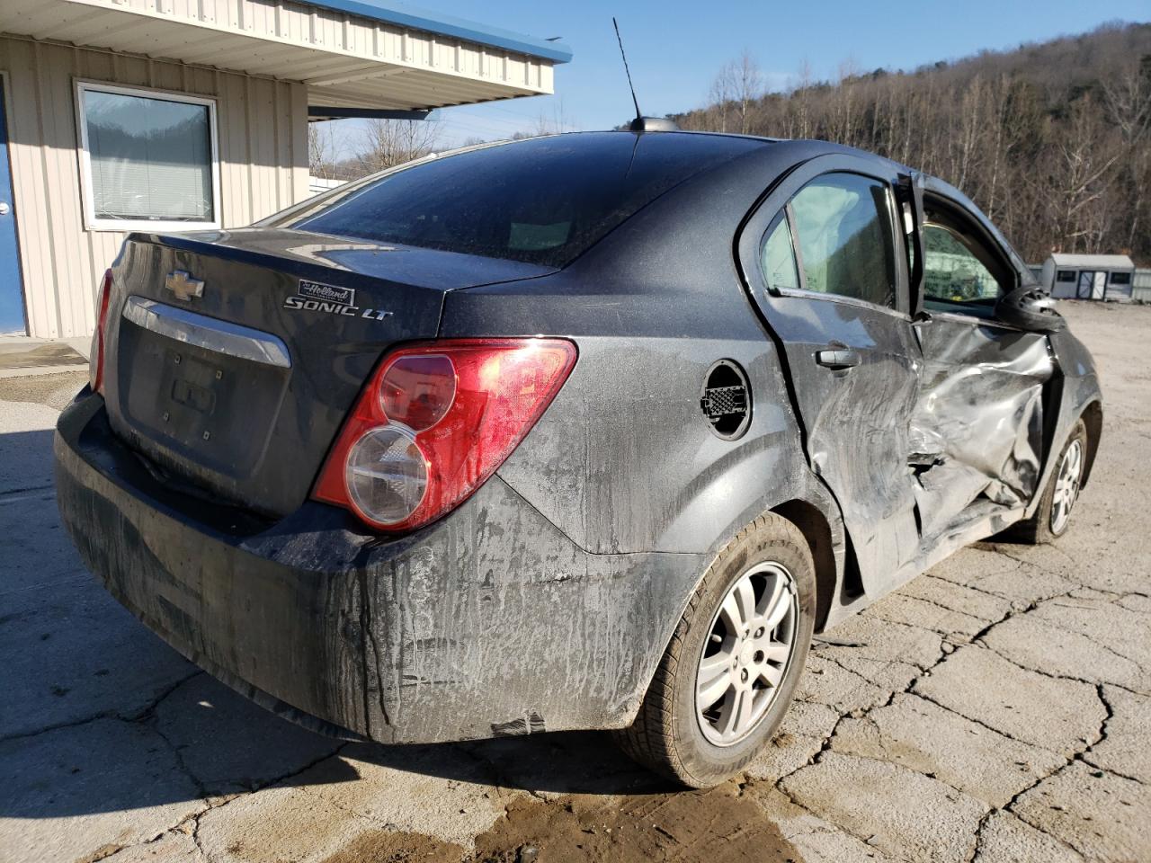 Photo 4 from auction – 2016 CHEVROLET SONIC LT with VIN 1G1JC5SH2G4156449