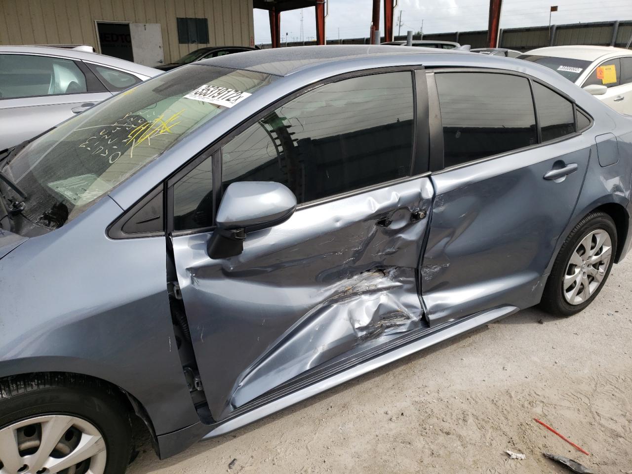 Photo 9 from auction – 2020 TOYOTA COROLLA LE with VIN JTDEPRAE1LJ072310
