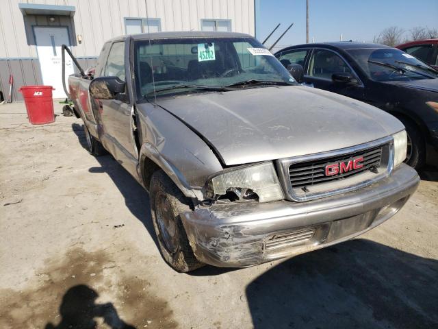 GMC SONOMA 2002 with VIN 1GTCS195528107206 - Photo from auction