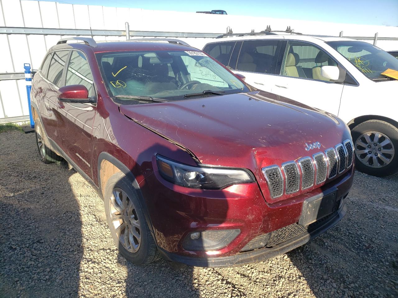 JEEP CHEROKEE L 2019 with VIN 1C4PJLCB0KD242518 - Photo from auction