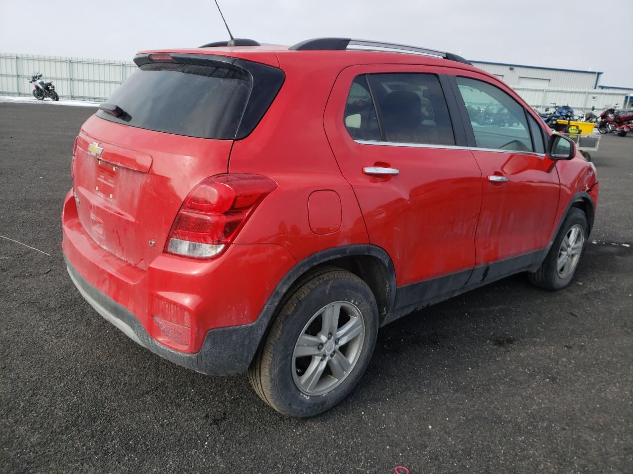 Photo 4 from auction – 2017 CHEVROLET TRAX 1LT with VIN 3GNCJPSB0HL204174
