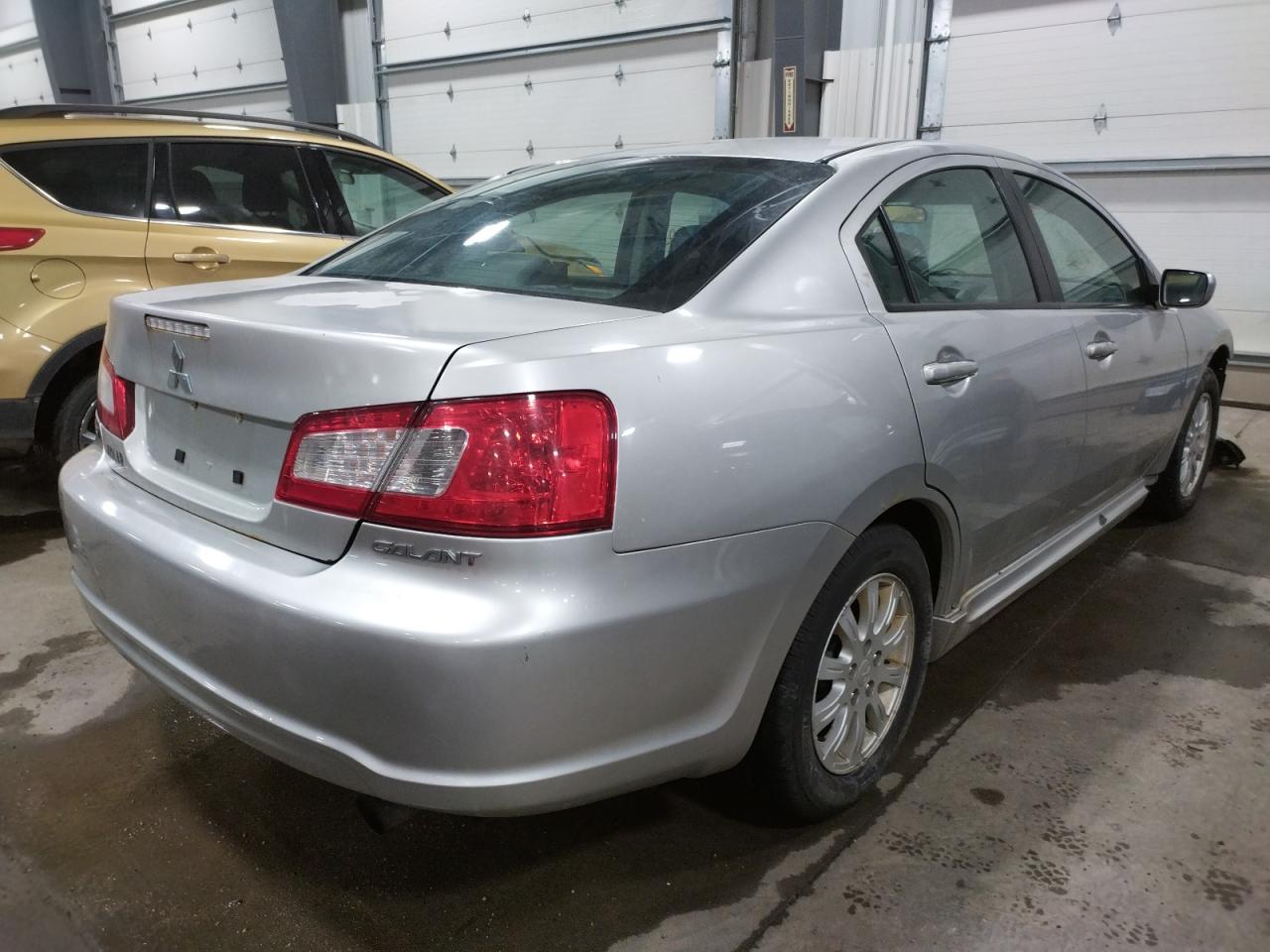 Photo 4 from auction – 2010 MITSUBISHI GALANT FE with VIN 4A32B2FF2AE006863