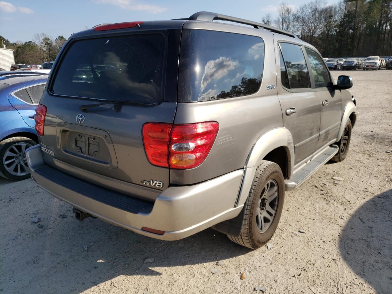 Photo 4 from auction – 2003 TOYOTA SEQUOIA SR with VIN 5TDZT34A93S204591