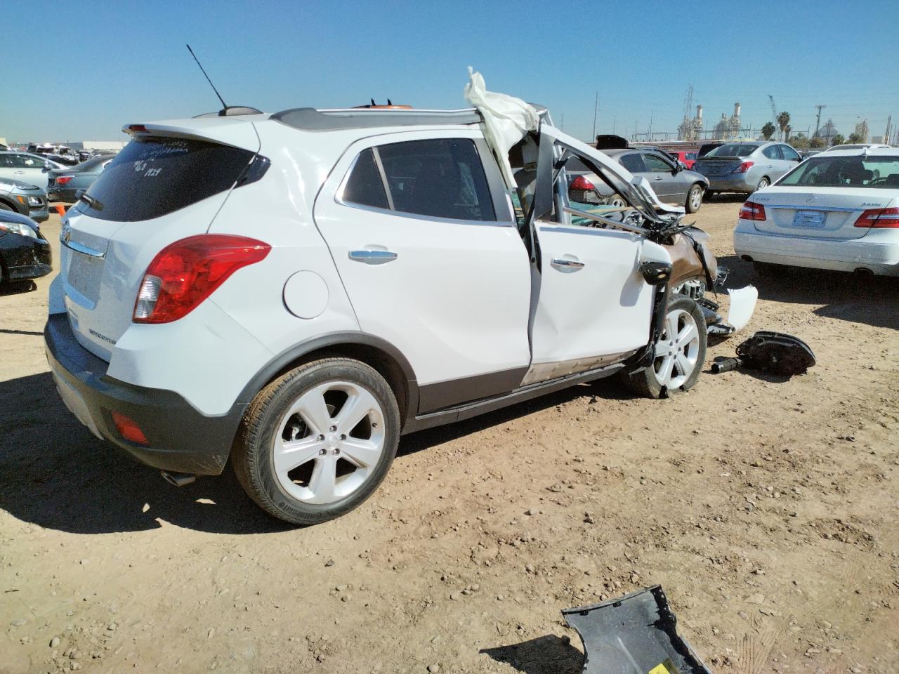 Photo 4 from auction – 2016 BUICK ENCORE with VIN KL4CJASB0GB681929