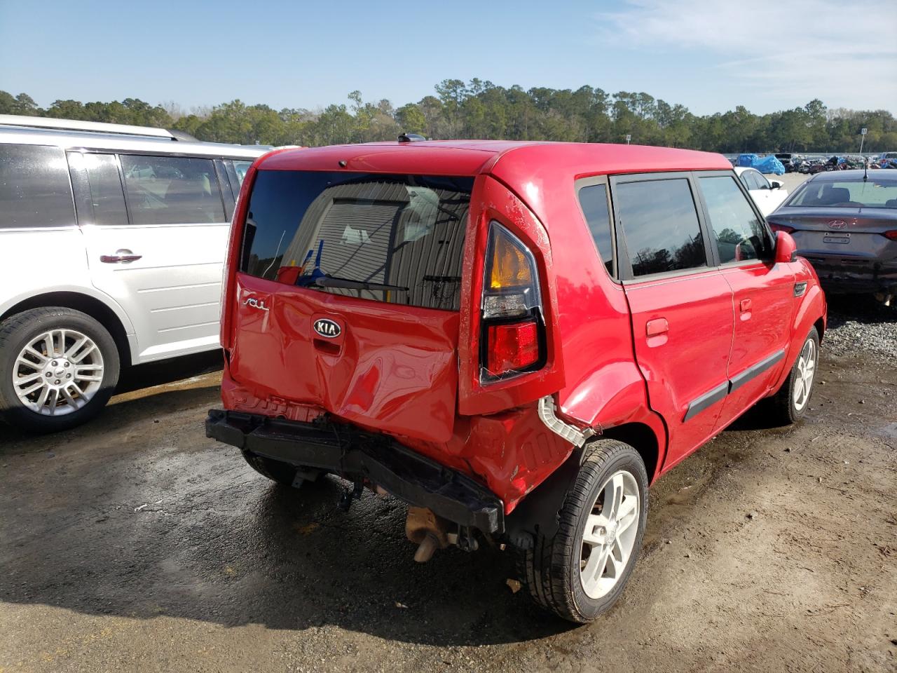 Photo 4 from auction – 2010 KIA SOUL + with VIN KNDJT2A28A7083399