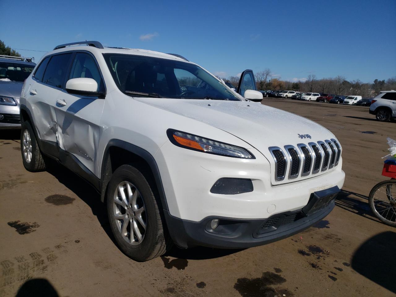 JEEP CHEROKEE L 2014 with VIN 1C4PJMCB4EW140962 - Photo from auction