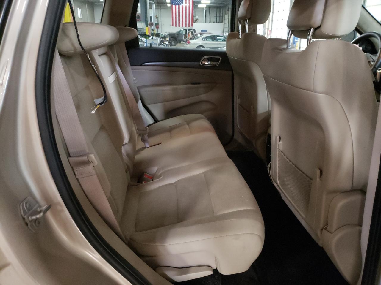 Photo 6 from auction – 2015 JEEP GRAND CHER with VIN 1C4RJFAG2FC932596