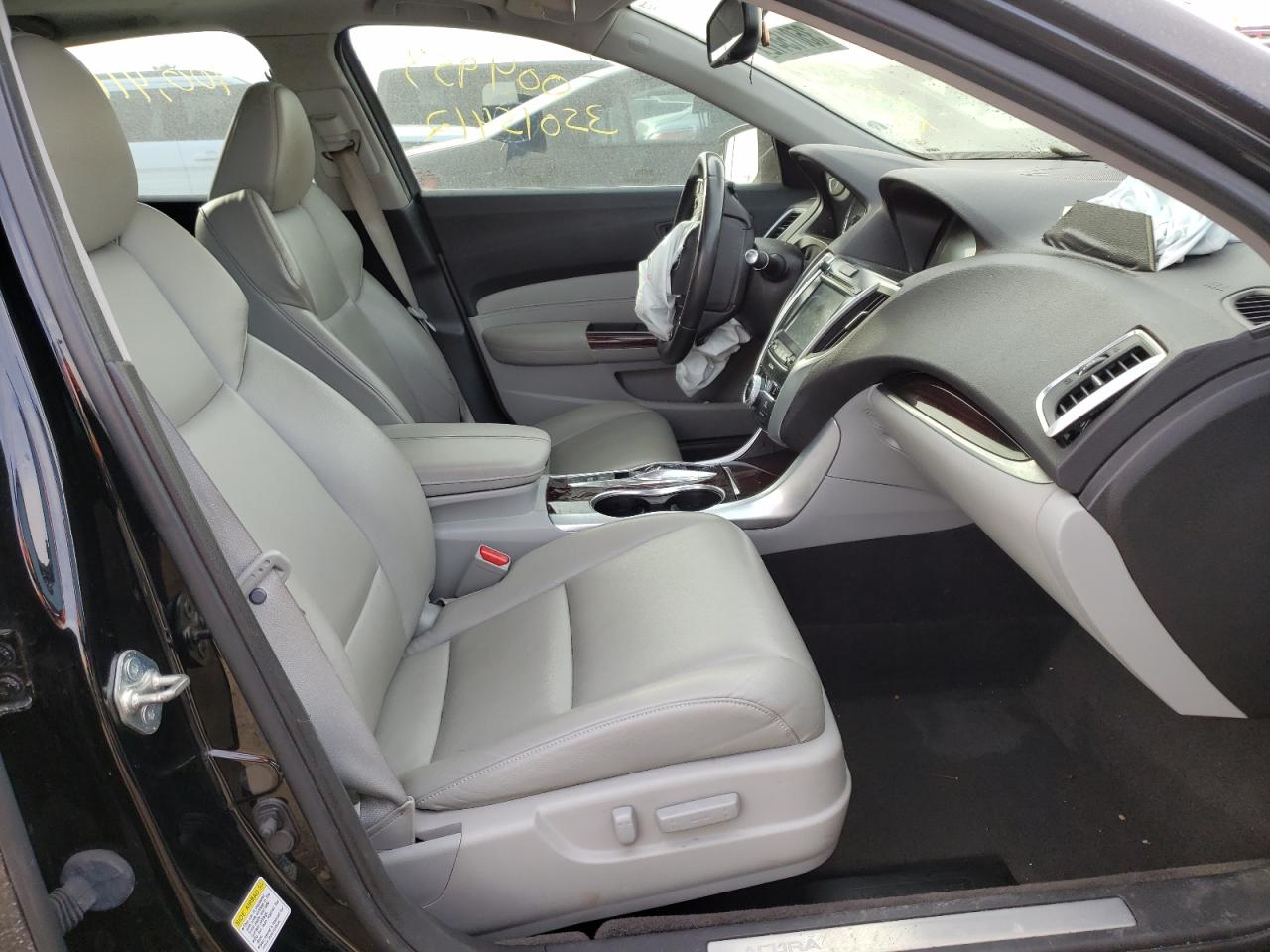 Photo 5 from auction – 2015 ACURA TLX with VIN 19UUB2F32FA004953