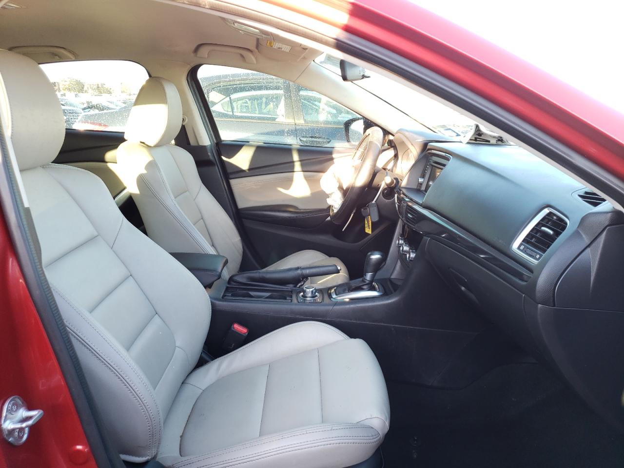 Photo 5 from auction – 2015 MAZDA 6 TOURING with VIN JM1GJ1V68F1170494