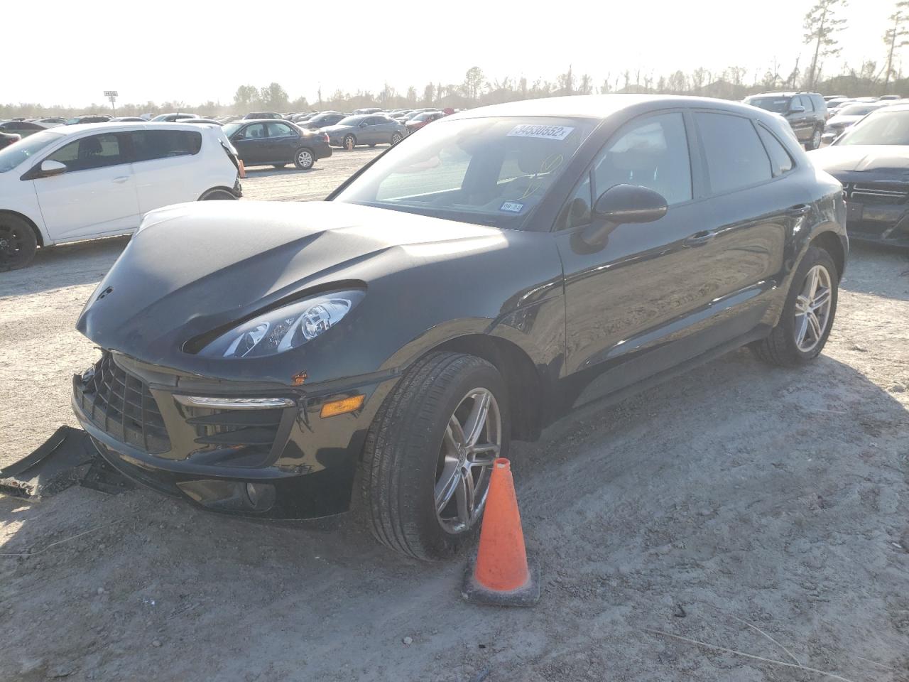 Photo 2 from auction – 2018 PORSCHE MACAN with VIN WP1AA2A52JLB09405