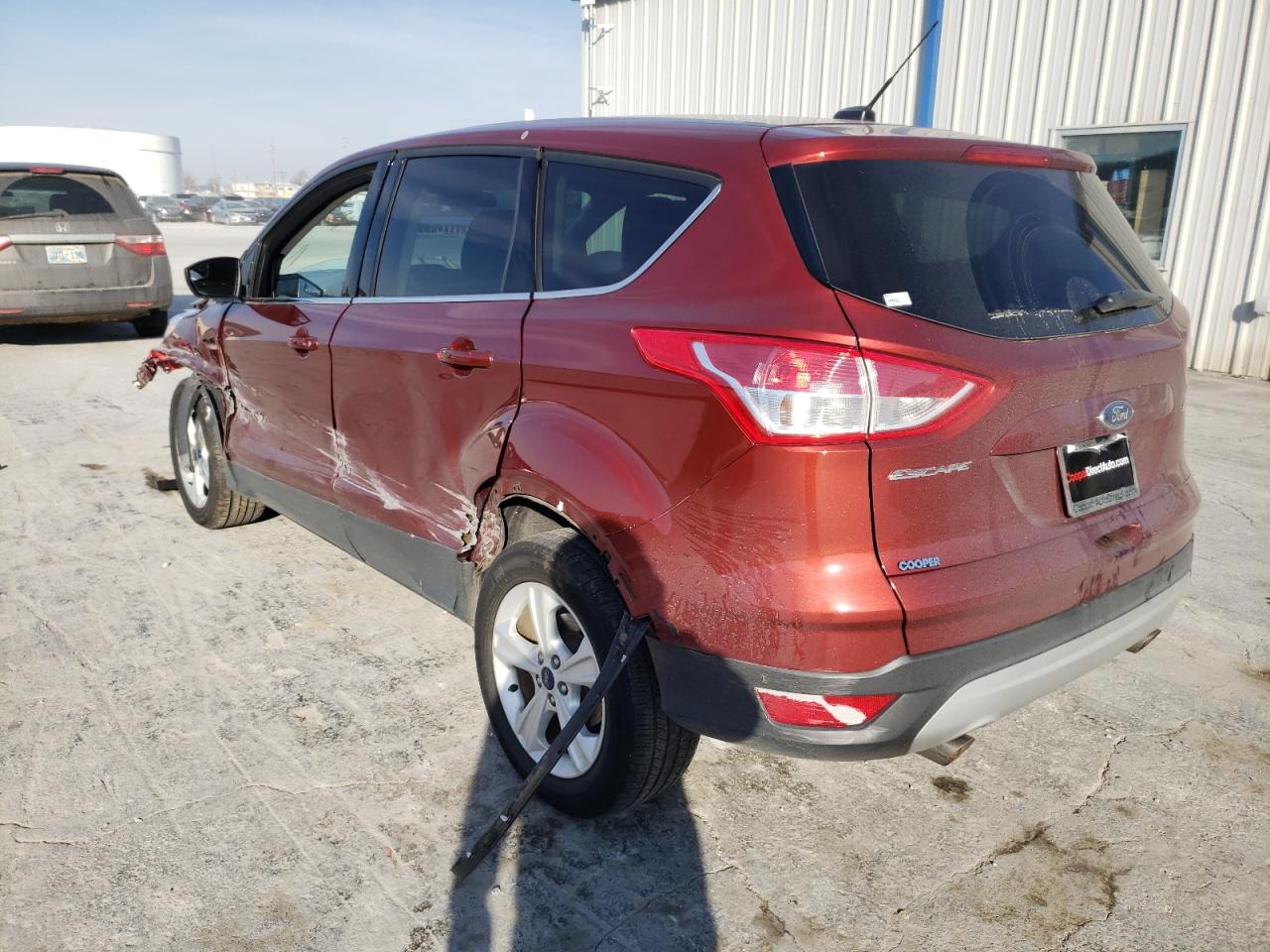 Photo 3 from auction – 2016 FORD ESCAPE SE with VIN 1FMCU0G77GUA38831