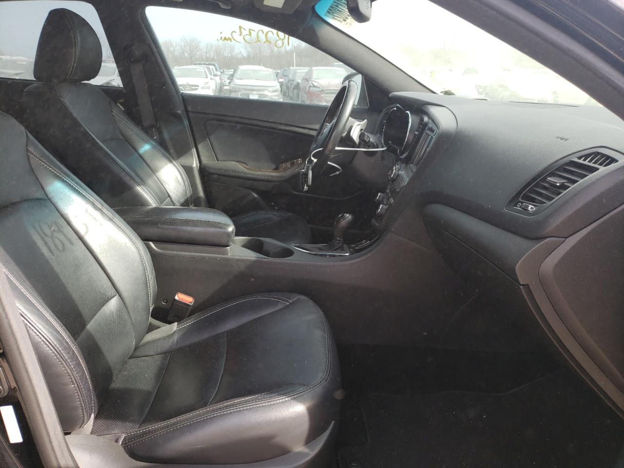 Photo 5 from auction – 2013 KIA OPTIMA SX with VIN 5XXGR4A66DG189398