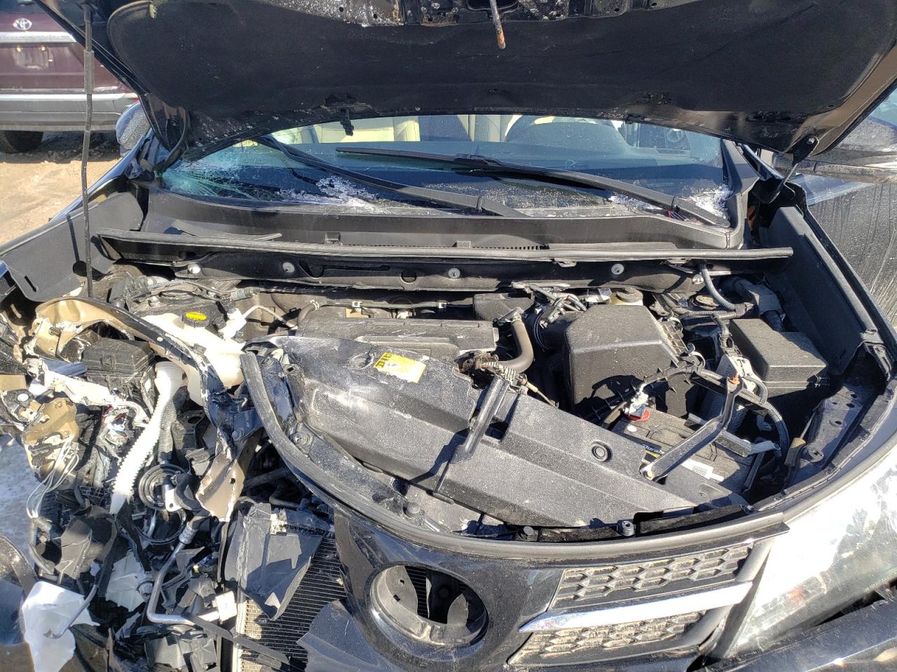 Photo 7 from auction – 2015 TOYOTA RAV4 LIMIT with VIN 2T3DFREV5FW387688