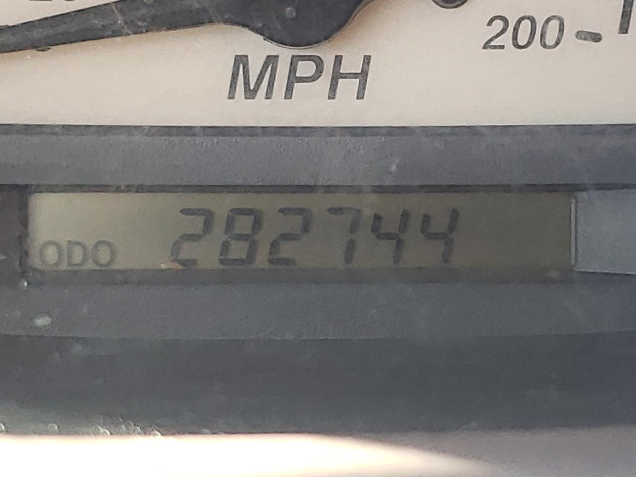 Photo 8 from auction – 2000 TOYOTA ECHO with VIN JTDBT1237Y0092863