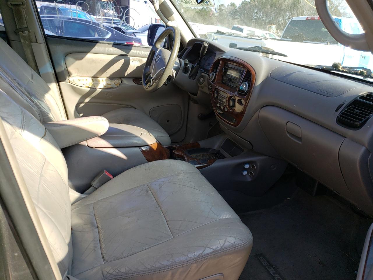 Photo 5 from auction – 2003 TOYOTA SEQUOIA SR with VIN 5TDZT34A93S204591