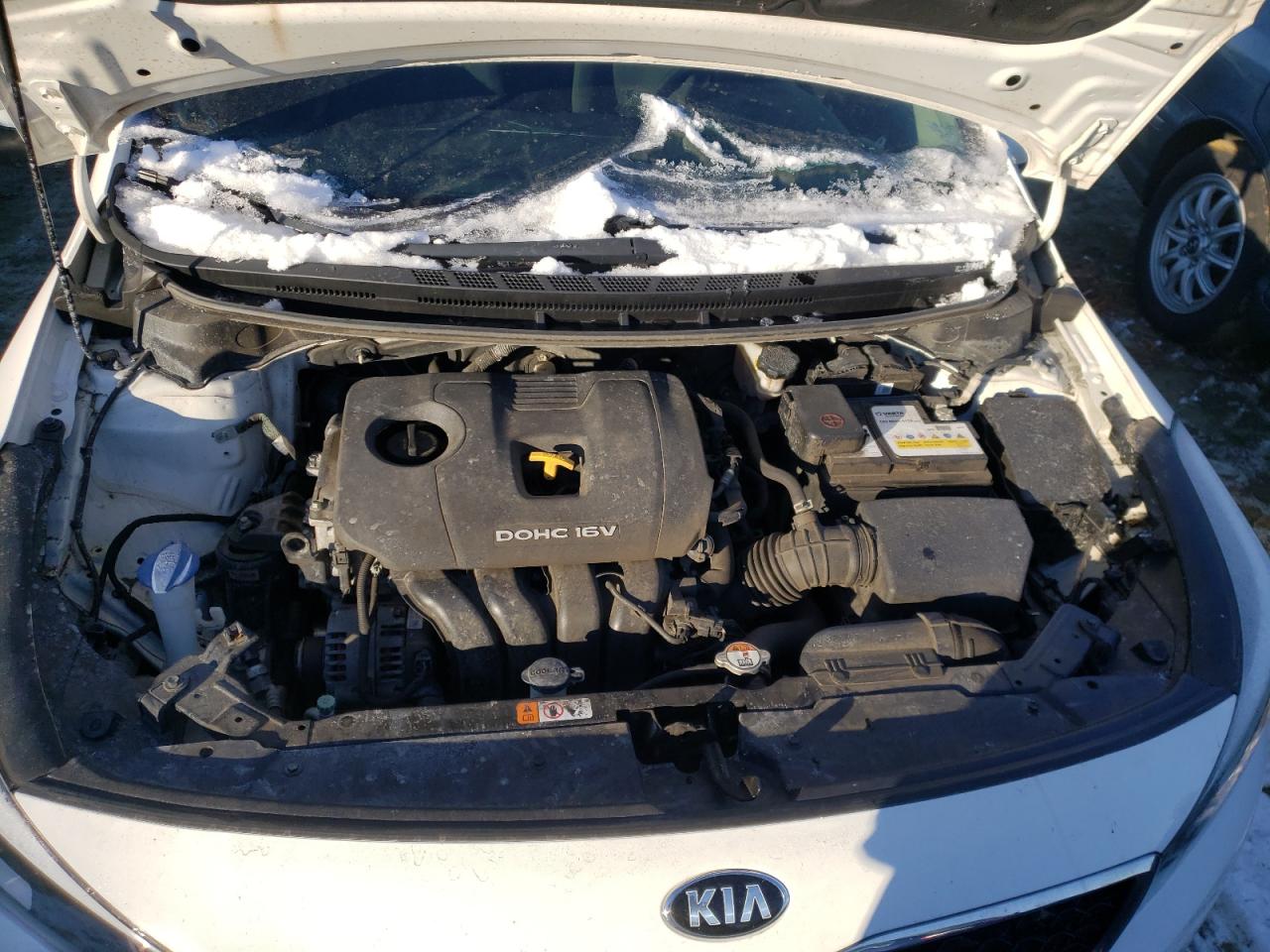 Photo 7 from auction – 2017 KIA FORTE LX with VIN 3KPFK4A76HE146803