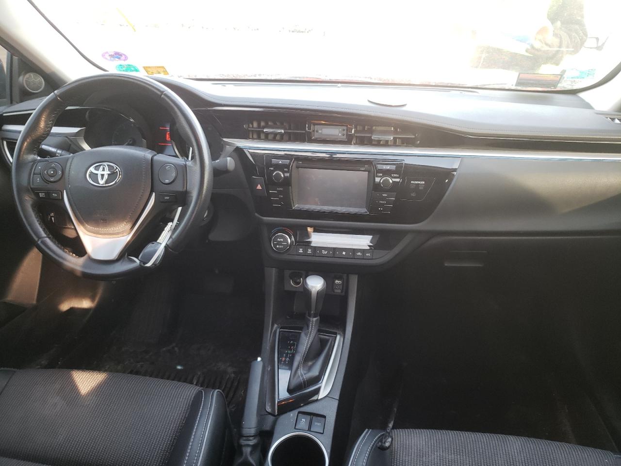 Photo 9 from auction – 2016 TOYOTA COROLLA L with VIN 5YFBURHE4GP461719