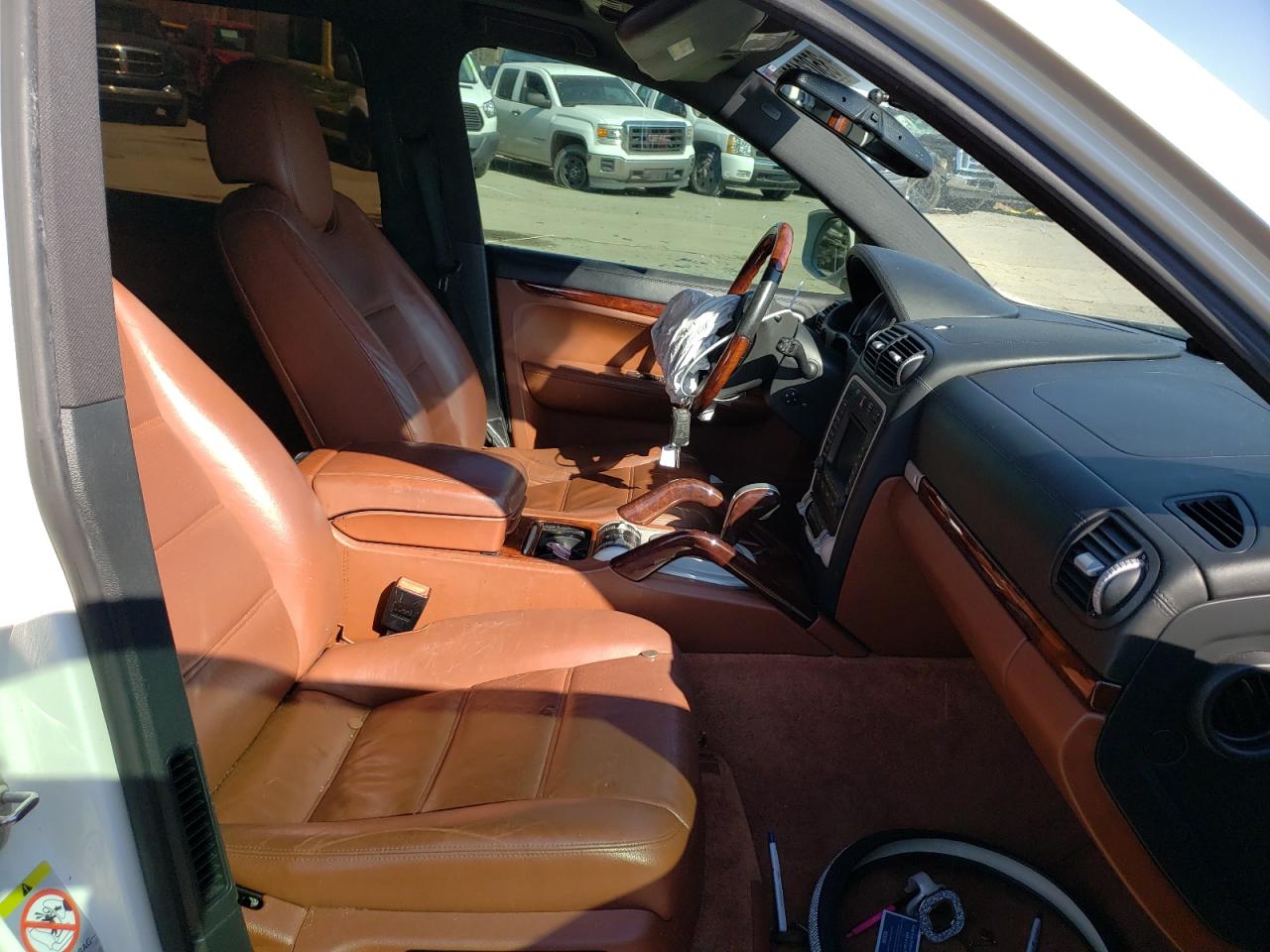 Photo 5 from auction – 2008 PORSCHE CAYENNE S with VIN WP1AB29P48LA53304