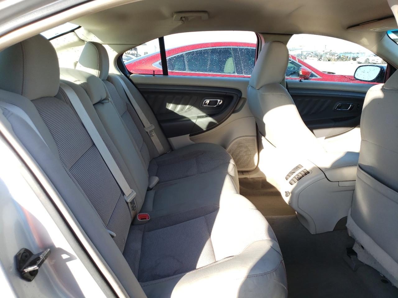 Photo 6 from auction – 2010 FORD TAURUS SEL with VIN 1FAHP2EW8AG162741
