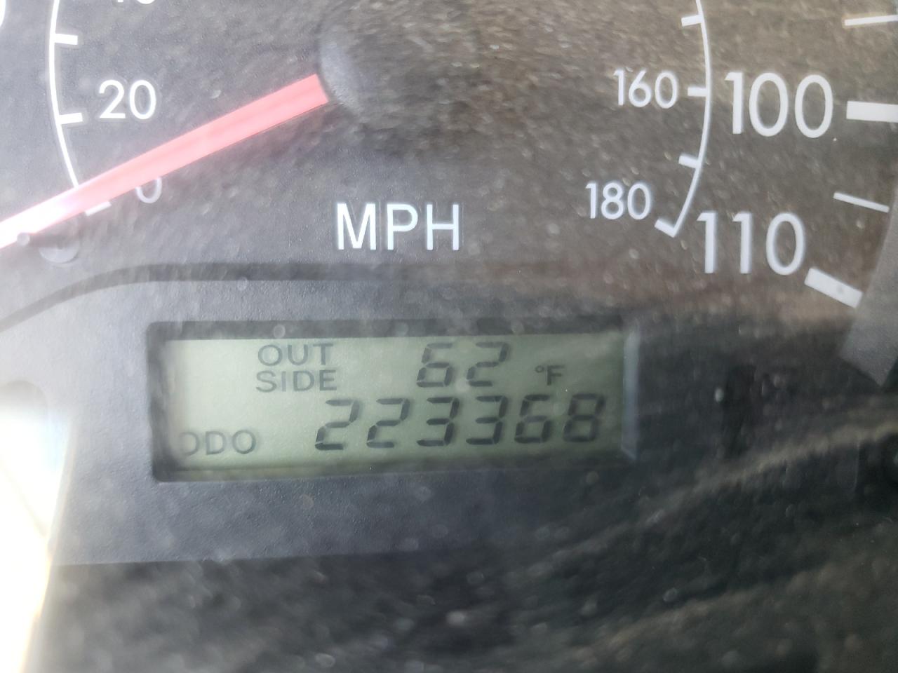 Photo 8 from auction – 2004 TOYOTA COROLLA CE with VIN 1NXBR32E54Z223749