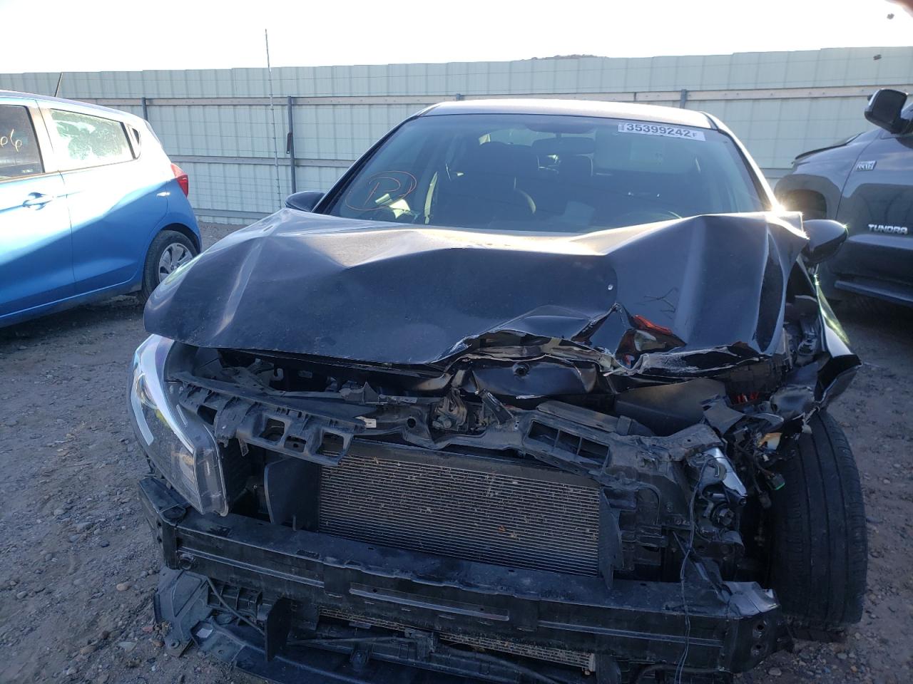 Photo 9 from auction – 2018 KIA FORTE LX with VIN 3KPFK4A75JE281602