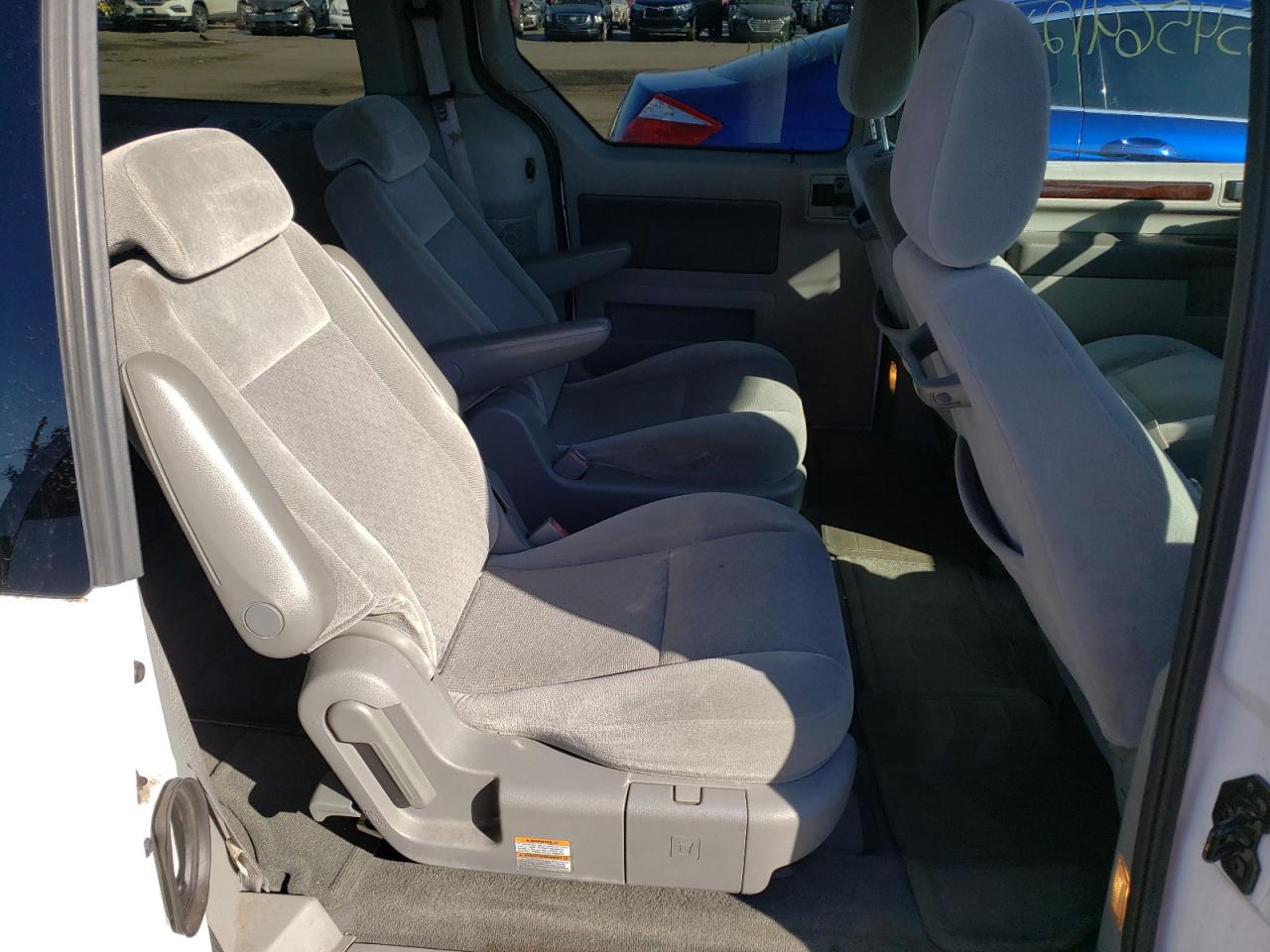 Photo 6 from auction – 2007 FORD FREESTAR S with VIN 2FMZA52227BA07505