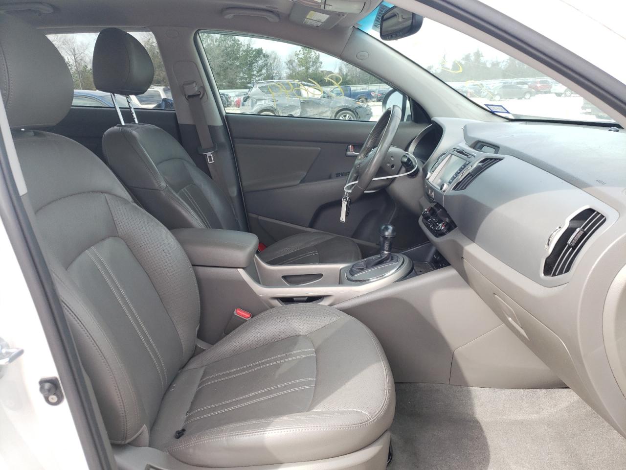 Photo 5 from auction – 2014 KIA SPORTAGE E with VIN KNDPC3AC1E7645352