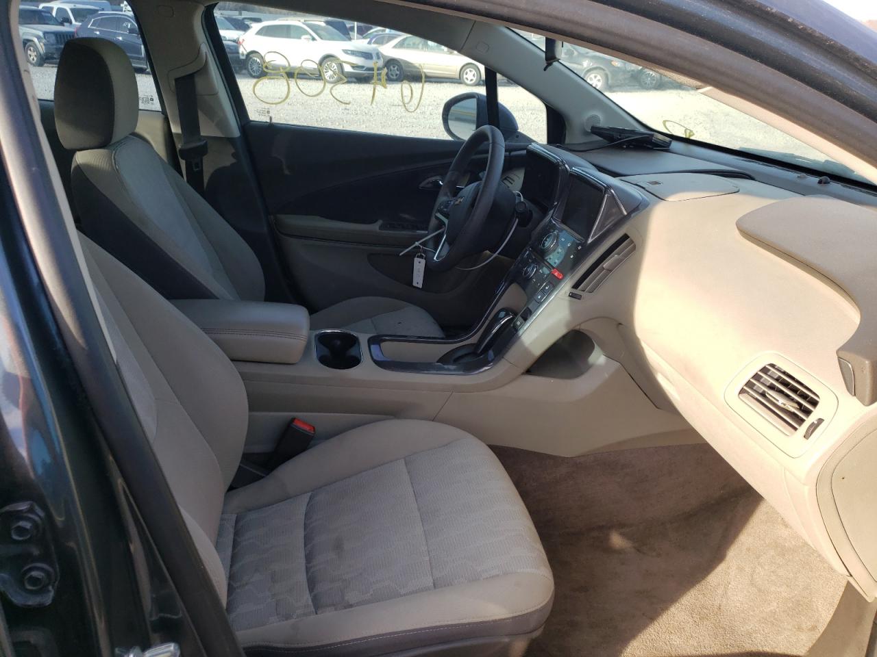 Photo 5 from auction – 2013 CHEVROLET VOLT with VIN 1G1RE6E42DU145331