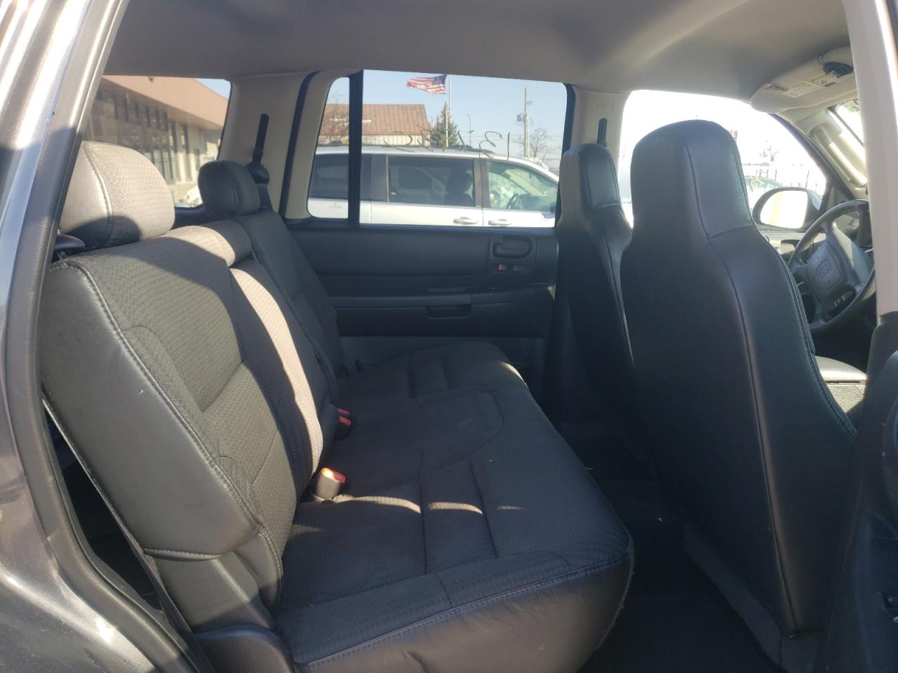 Photo 6 from auction – 2002 DODGE DURANGO SP with VIN 1B4HS38N32F209454