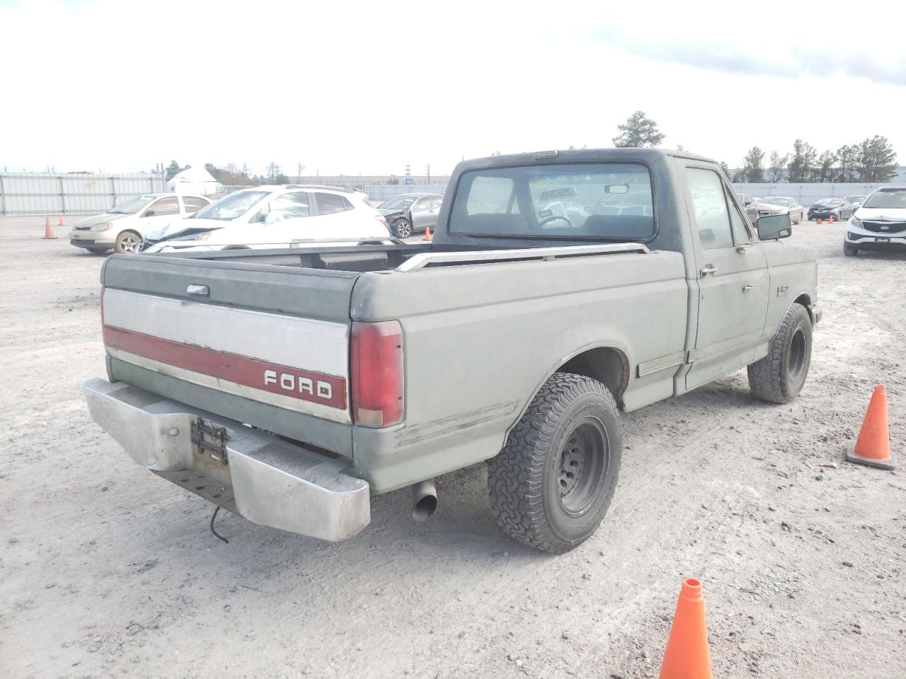 Photo 4 from auction – 1991 FORD F150 with VIN 1FTDF15HXMLA37081