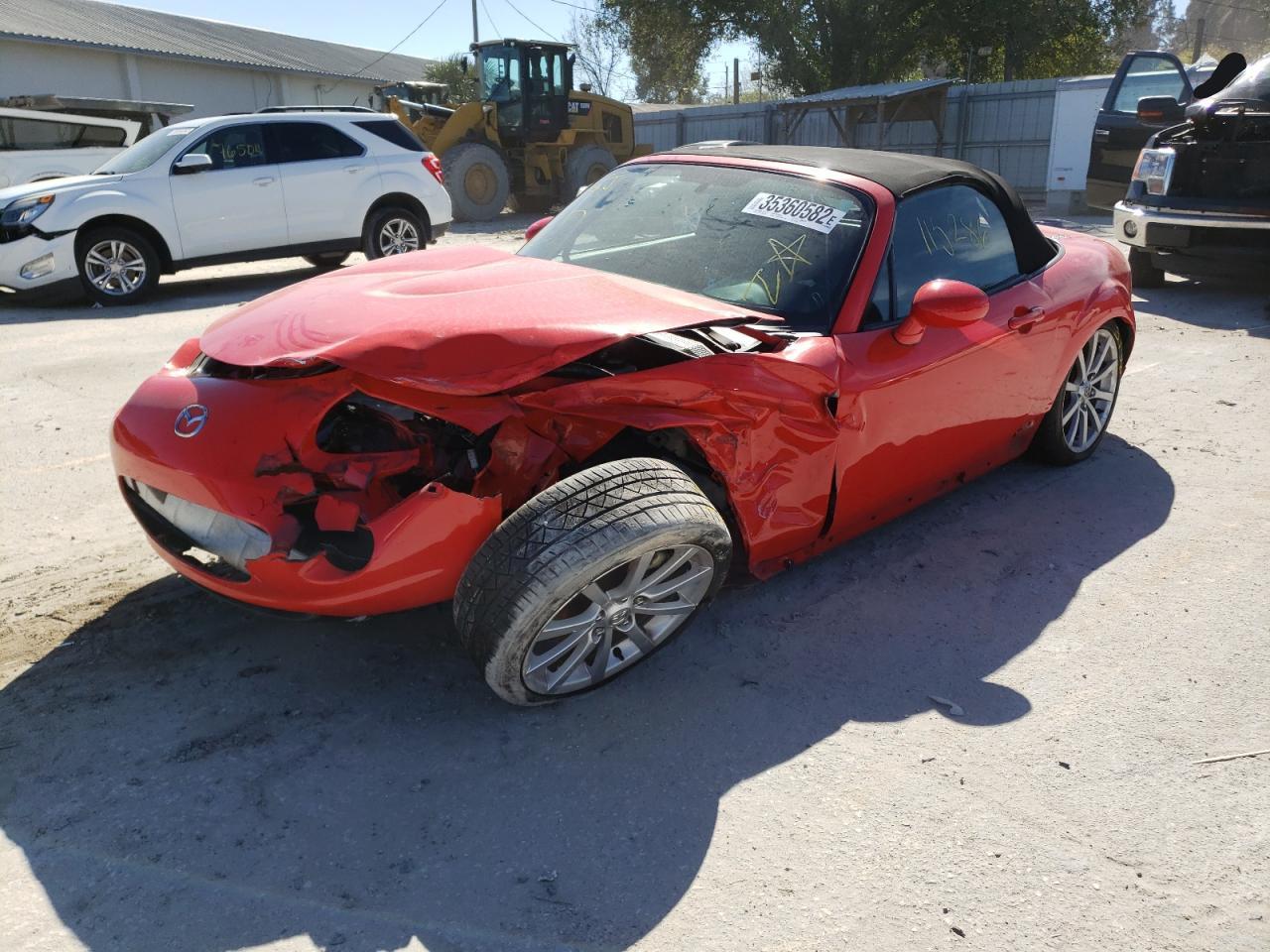 Photo 2 from auction – 2006 MAZDA MX-5 MIATA with VIN JM1NC25F760105455
