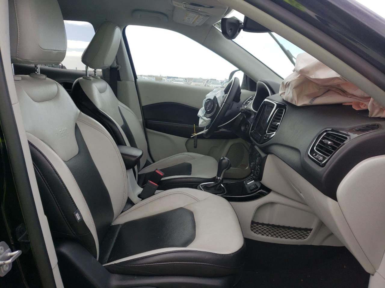 Photo 5 from auction – 2018 JEEP COMPASS LI with VIN 3C4NJCCB3JT411446