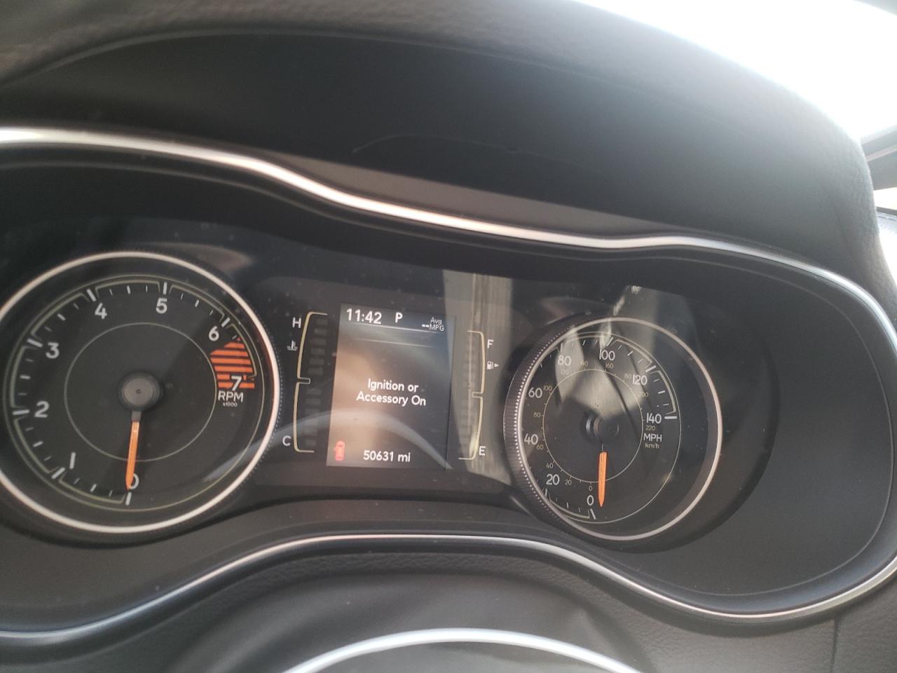 Photo 8 from auction – 2019 JEEP CHEROKEE L with VIN 1C4PJMLB7KD177284