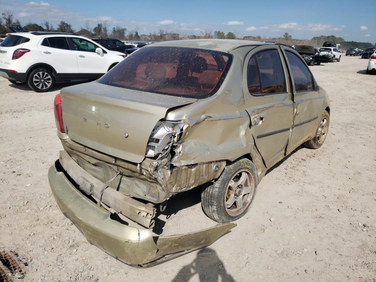 Photo 4 from auction – 2000 TOYOTA ECHO with VIN JTDBT1237Y0092863